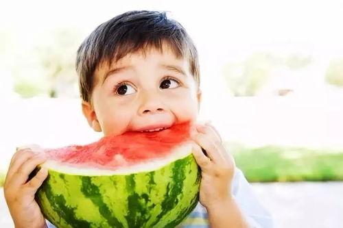 吃瓜乌龙,一场网络谣言的狂欢与反思