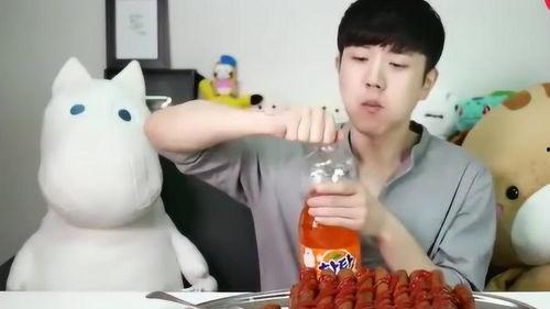 平板锁帅哥吃瓜,揭秘平板锁背后的故事