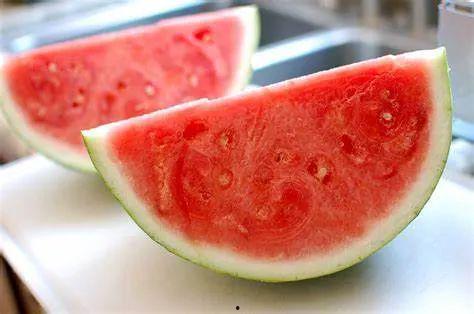 快乐的方式吃瓜